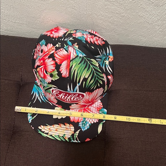 #1468** Unisex’s Floral Cap - Vibrant Red and Green - Picture 3 of 5